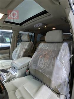 تۆیۆتا لاند کروزەر